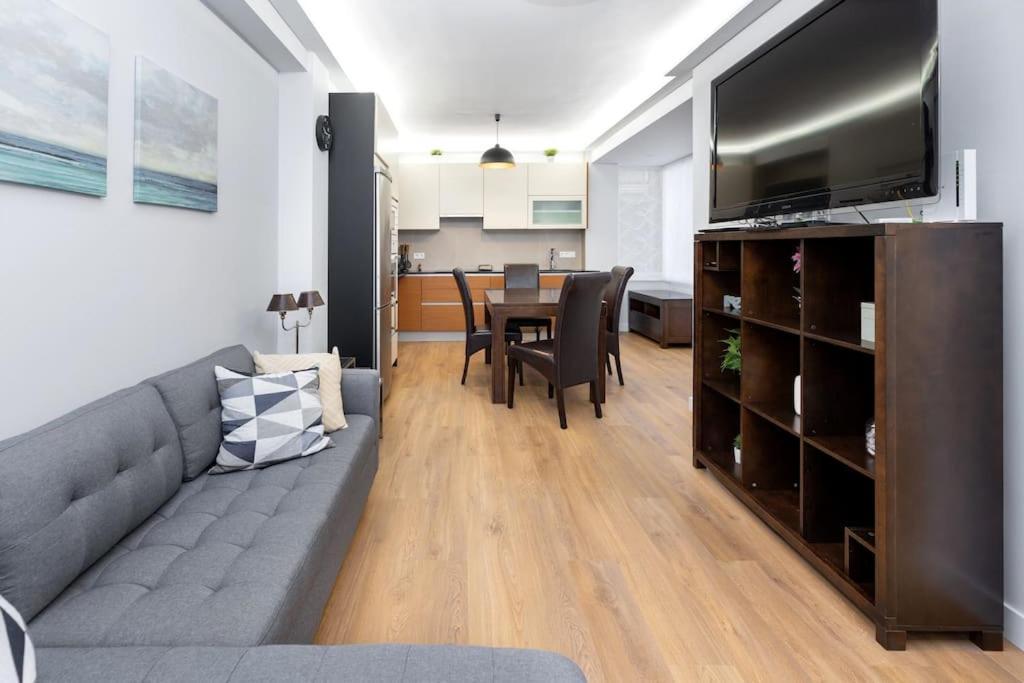 Precioso Piso Con Terraza En Centro De Granada Appartement Buitenkant foto